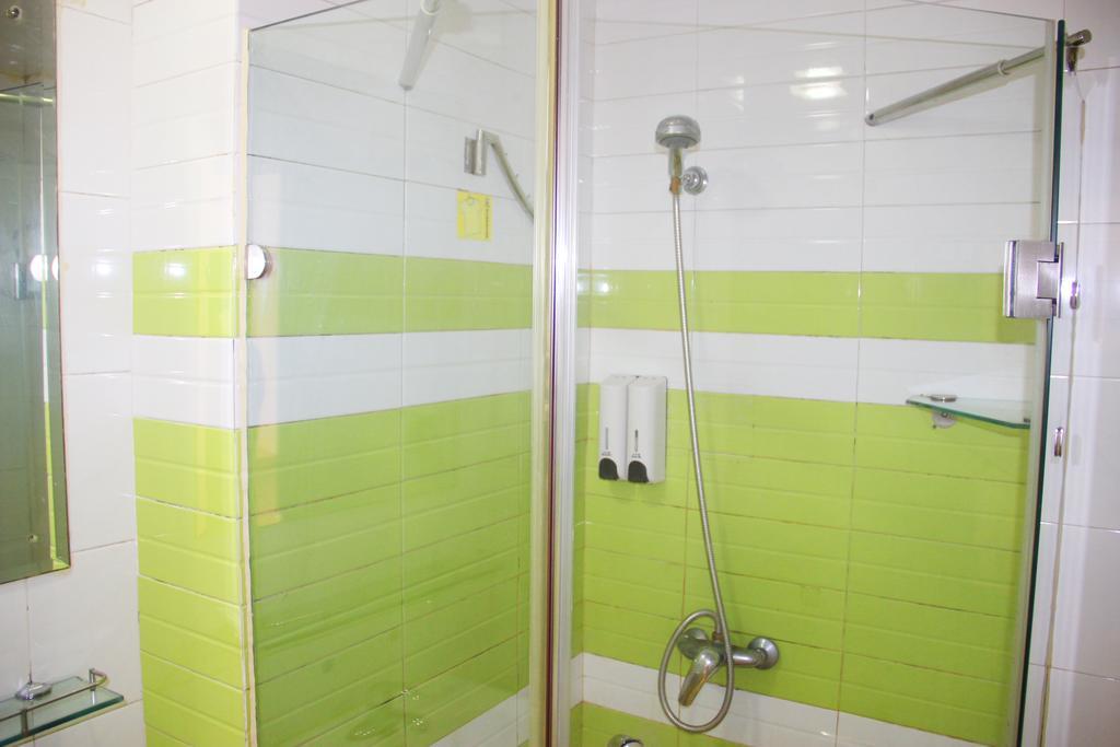 7Days Inn Premium Guangzhou Tianhe West Tiyu Road Subway Station Exteriör bild
