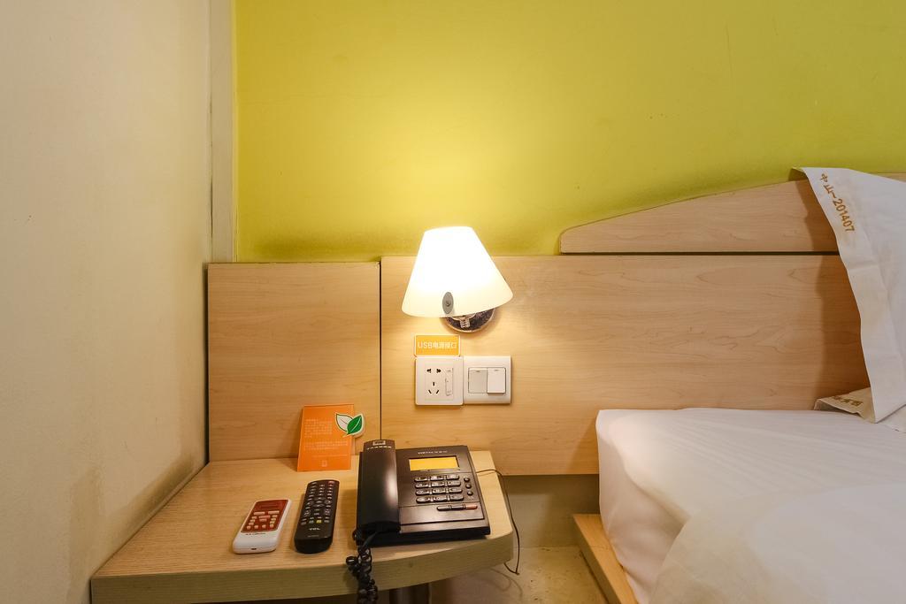 7Days Inn Premium Guangzhou Tianhe West Tiyu Road Subway Station Exteriör bild