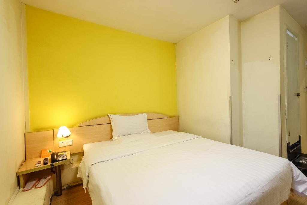 7Days Inn Premium Guangzhou Tianhe West Tiyu Road Subway Station Exteriör bild